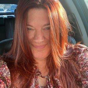 Meet your Posher, Dana